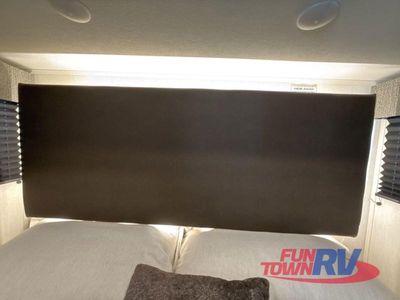 2025 Forest River RV Sabre - Photo 49