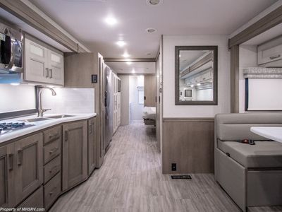 2026 Thor Motor Coach Inception - Photo 14