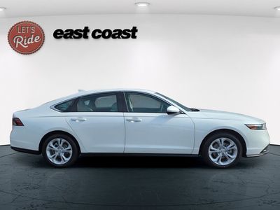 2025 Honda Accord - Photo 4