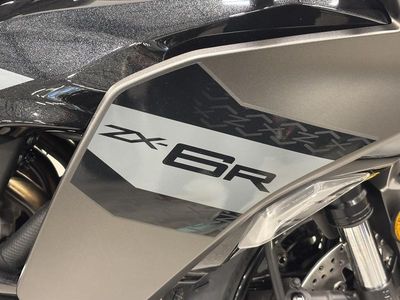 2026 Kawasaki Ninja ZX-6R ABS - Photo 13