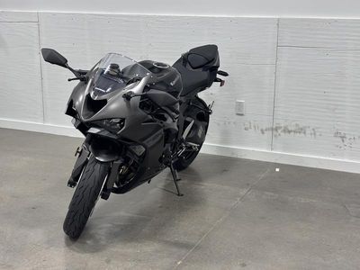 2026 Kawasaki Ninja ZX-6R ABS - Photo 3