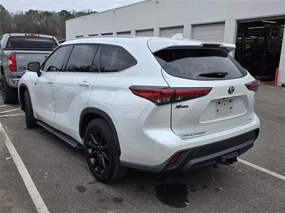 2022 Toyota Highlander Hybrid - Photo 3