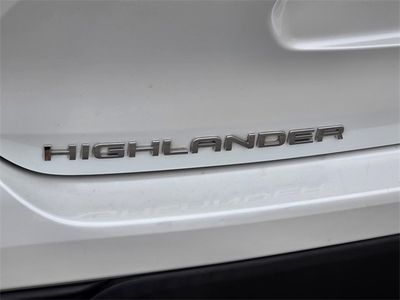 2022 Toyota Highlander Hybrid - Photo 15