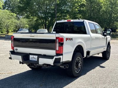 2026 Ford F-350SD - Photo 7