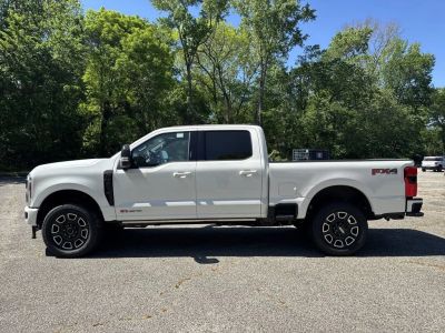 2026 Ford F-350SD - Photo 4
