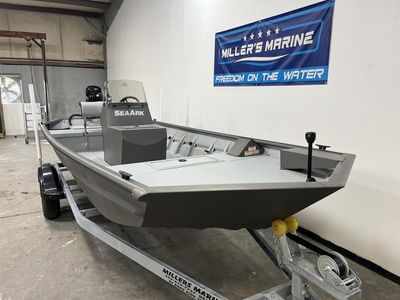 2025 SeaArk 1860 MVT - Photo 2