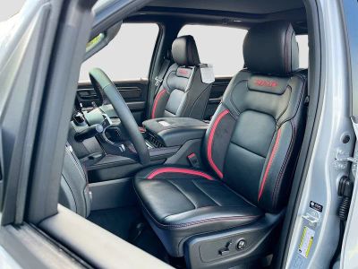2026 Ram 1500 — photo 18 view