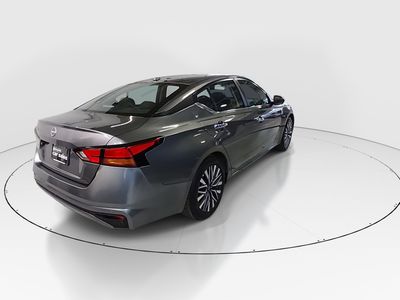 2025 Nissan Altima - Photo 7