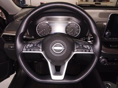 2025 Nissan Altima - Photo 12