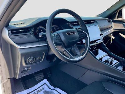 2026 Jeep Grand Cherokee L — photo 9 view