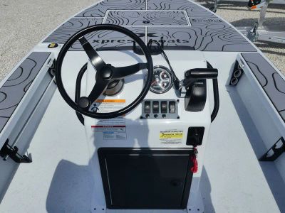 2026 Xpress SKIFF 185 - Photo 8