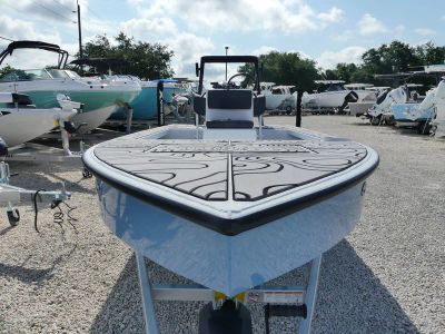 2026 Xpress SKIFF 185 - Photo 3