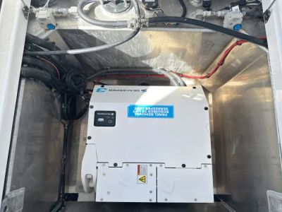 2024 Aviara AV40 Outboard - Photo 8
