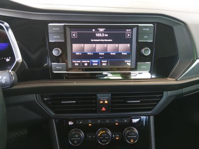 2024 Volkswagen Jetta - Photo 17