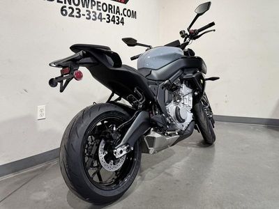 2026 CFMOTO 675NK - Photo 5