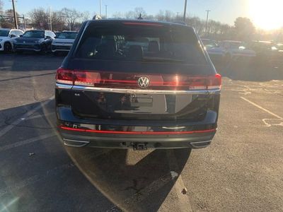 2025 Volkswagen Atlas 2.0T SE W/Technology — detail view