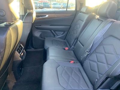 2025 Volkswagen Atlas 2.0T SE W/Technology — photo 23 view