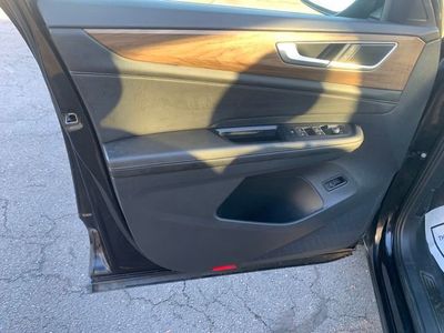 2025 Volkswagen Atlas 2.0T SE W/Technology — photo 13 view