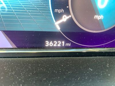 2025 Volkswagen Atlas 2.0T SE W/Technology — photo 16 view