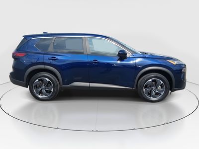 2025 Nissan Rogue — photo 8 view