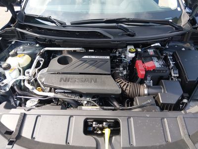 2025 Nissan Rogue — photo 9 view