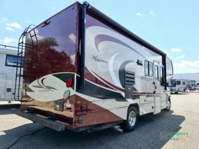 2020 Coachmen RV Leprechaun — photo 7 view