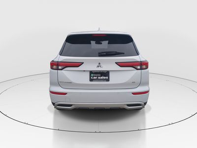 2024 Mitsubishi Outlander - Photo 6
