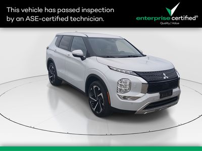 2024 Mitsubishi Outlander - Photo 1