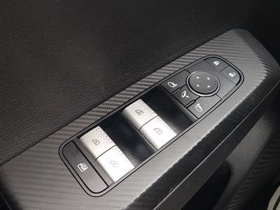 2024 Mitsubishi Outlander - Photo 20