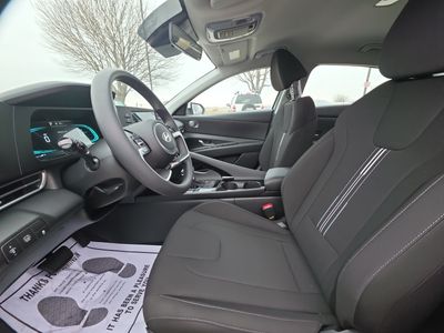 2026 Hyundai Elantra Hybrid - Photo 9