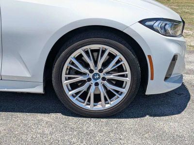 2024 BMW 3 Series — photo 10 view