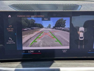 2024 BMW 3 Series — photo 27 view