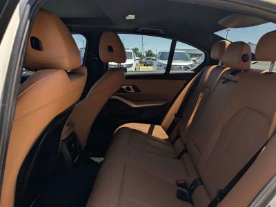 2024 BMW 3 Series — photo 11 view