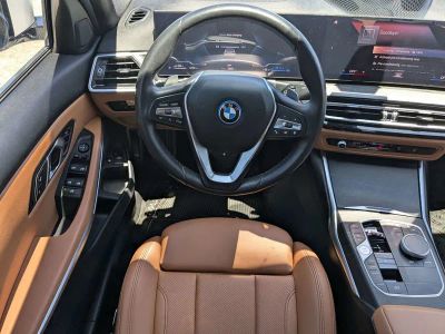 2024 BMW 3 Series — photo 13 view