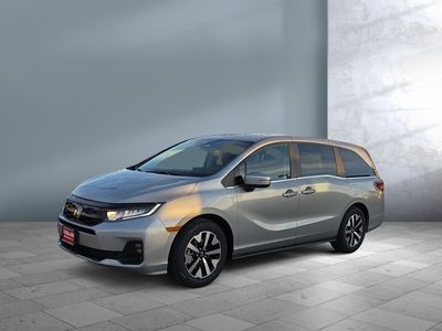 2026 Honda Odyssey — front three-quarter view