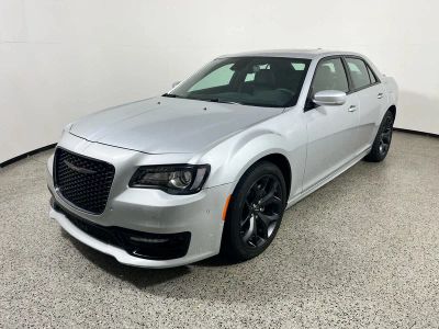2023 Chrysler 300 — side profile view