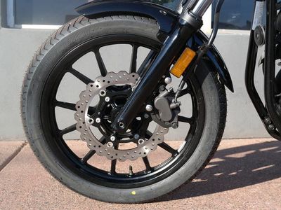 2025 Yamaha Bolt R-Spec - Photo 11