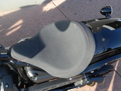 2025 Yamaha Bolt R-Spec - Photo 13