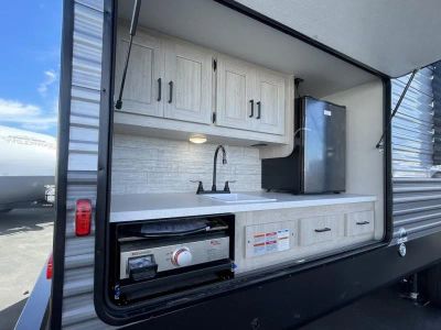 2026 Coachmen RV Catalina Legacy Edition - Photo 8