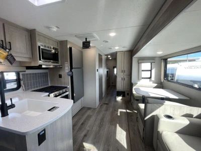2026 Coachmen RV Catalina Legacy Edition - Photo 25