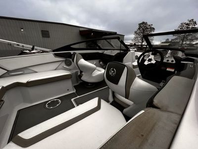2014 Scarab 215 - Photo 9