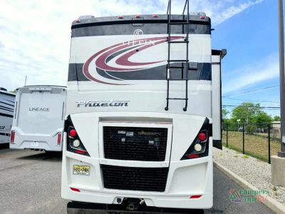 2022 Tiffin Motorhomes Phaeton — photo 7 view