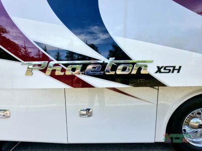 2022 Tiffin Motorhomes Phaeton — photo 8 view