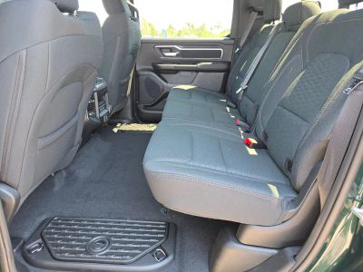 2026 Ram 1500 — photo 8 view
