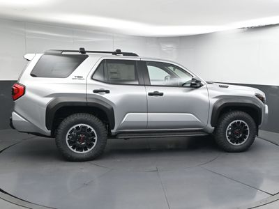 2025 Toyota 4Runner i-FORCE MAX TRD Off-Road i-FORCE MAX SUV - Photo 8