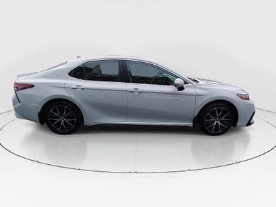 2024 Toyota Camry — photo 8 view