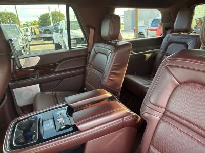 2020 Lincoln Navigator — photo 32 view