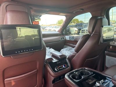 2020 Lincoln Navigator — photo 33 view
