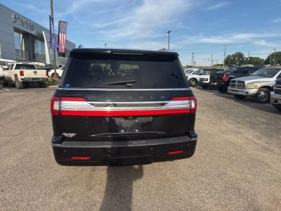 2020 Lincoln Navigator — photo 14 view