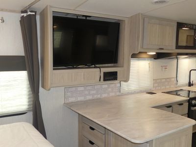 2022 Cruiser RV Shadow Cruiser - Photo 11